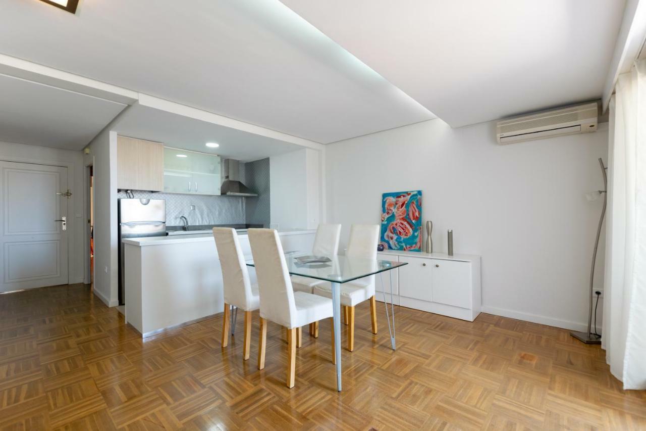 Light And Bright Apartment In Central Валенсия Экстерьер фото